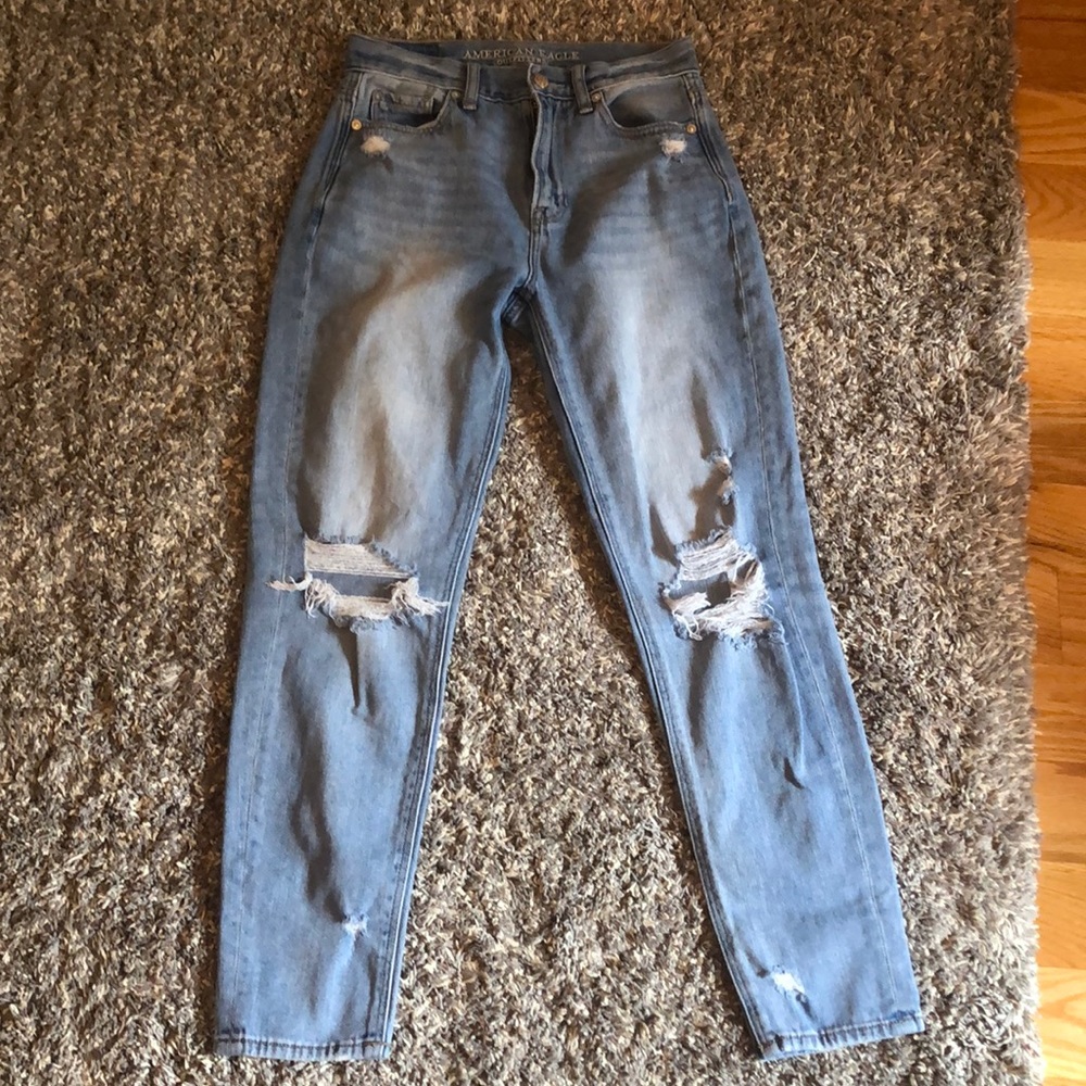 American Eagle mom jeans